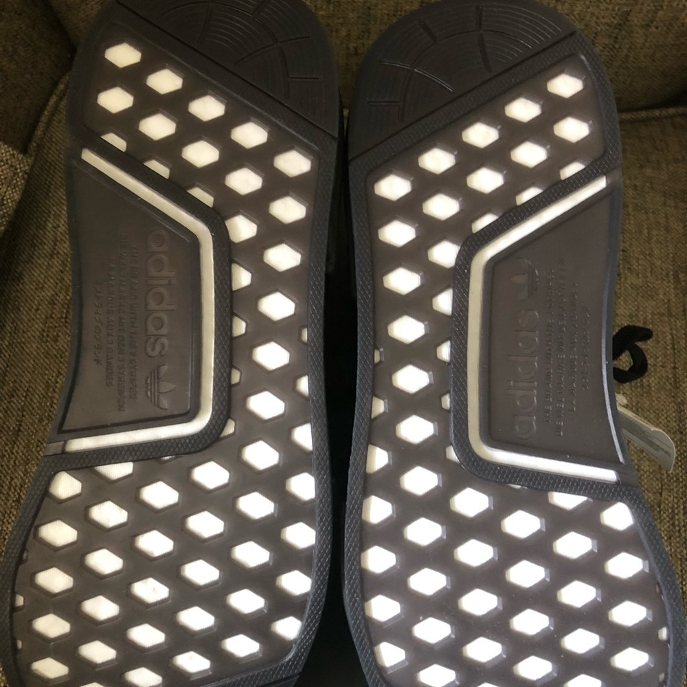 Adidas triple Black STLT - Picture 4 of 4